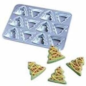 Wilton Petite Christmas Tree Pan Muffins Cakes Brownies NWT